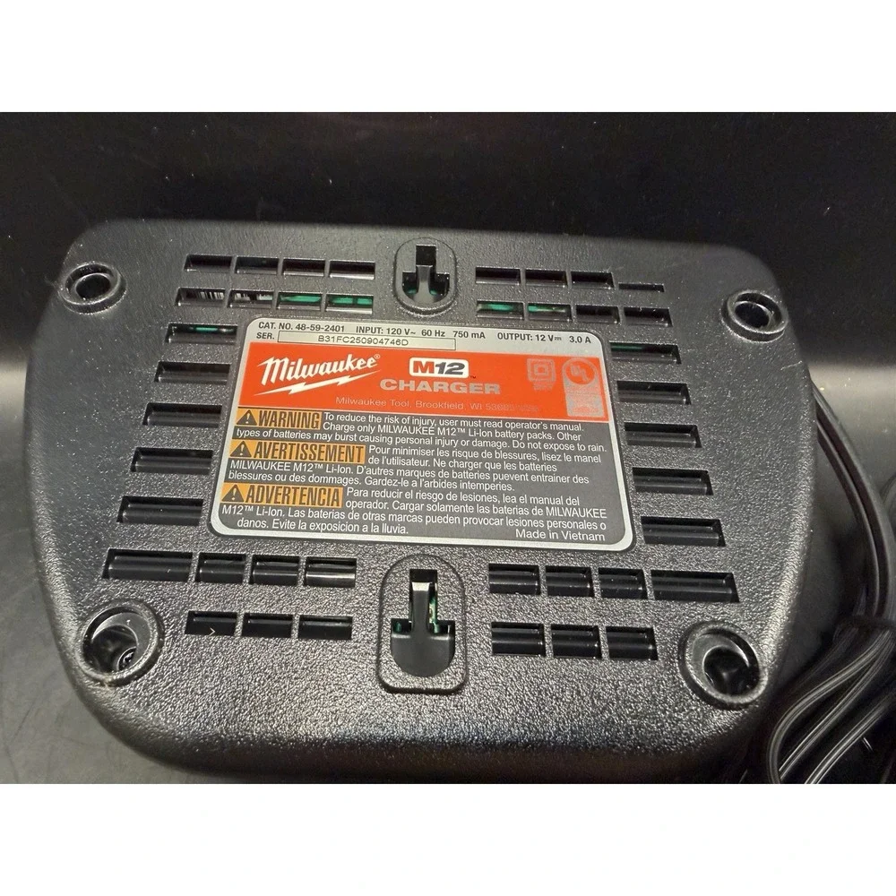 Milwaukee M12 Battery Charger 48-59-2401 – NEW